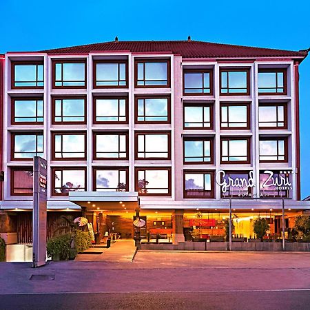 Grand Zuri Kuta Bali Hotel Exterior photo