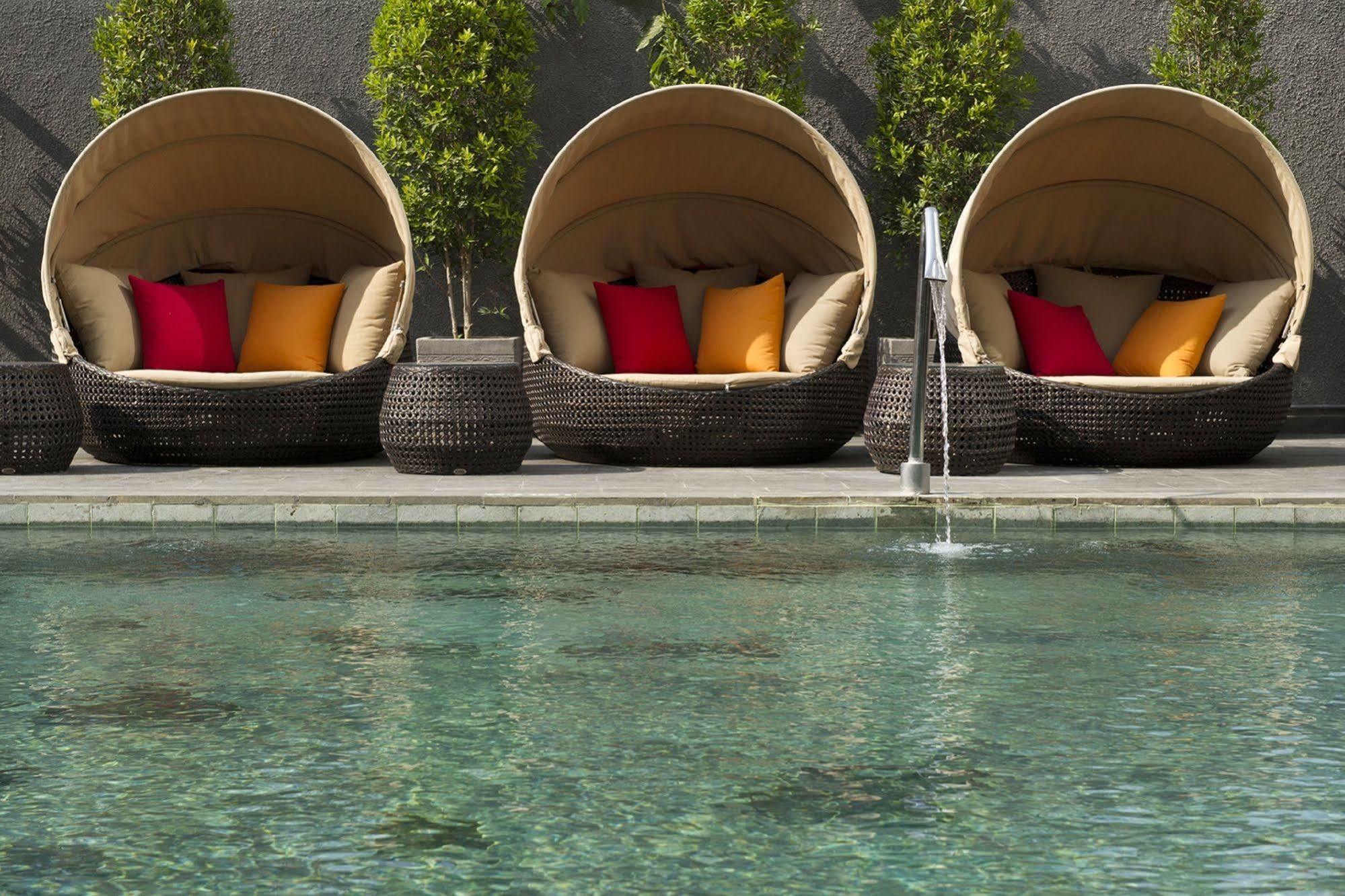 Grand Zuri Kuta Bali Hotel Exterior photo